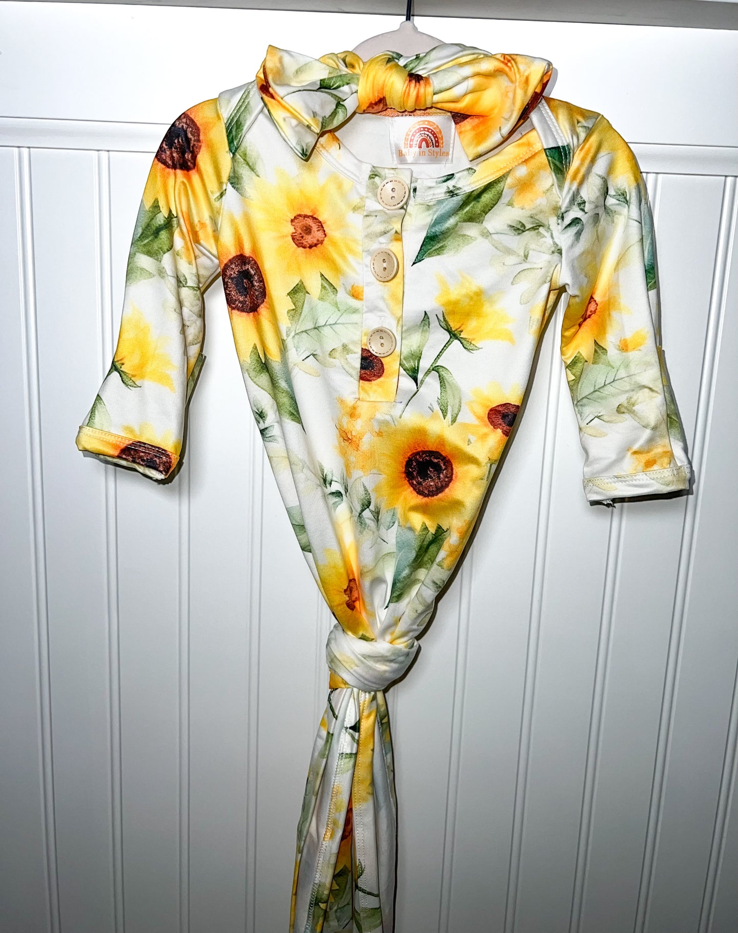 Sunflower’s knotted gown and matching headband set Baby in Styles
