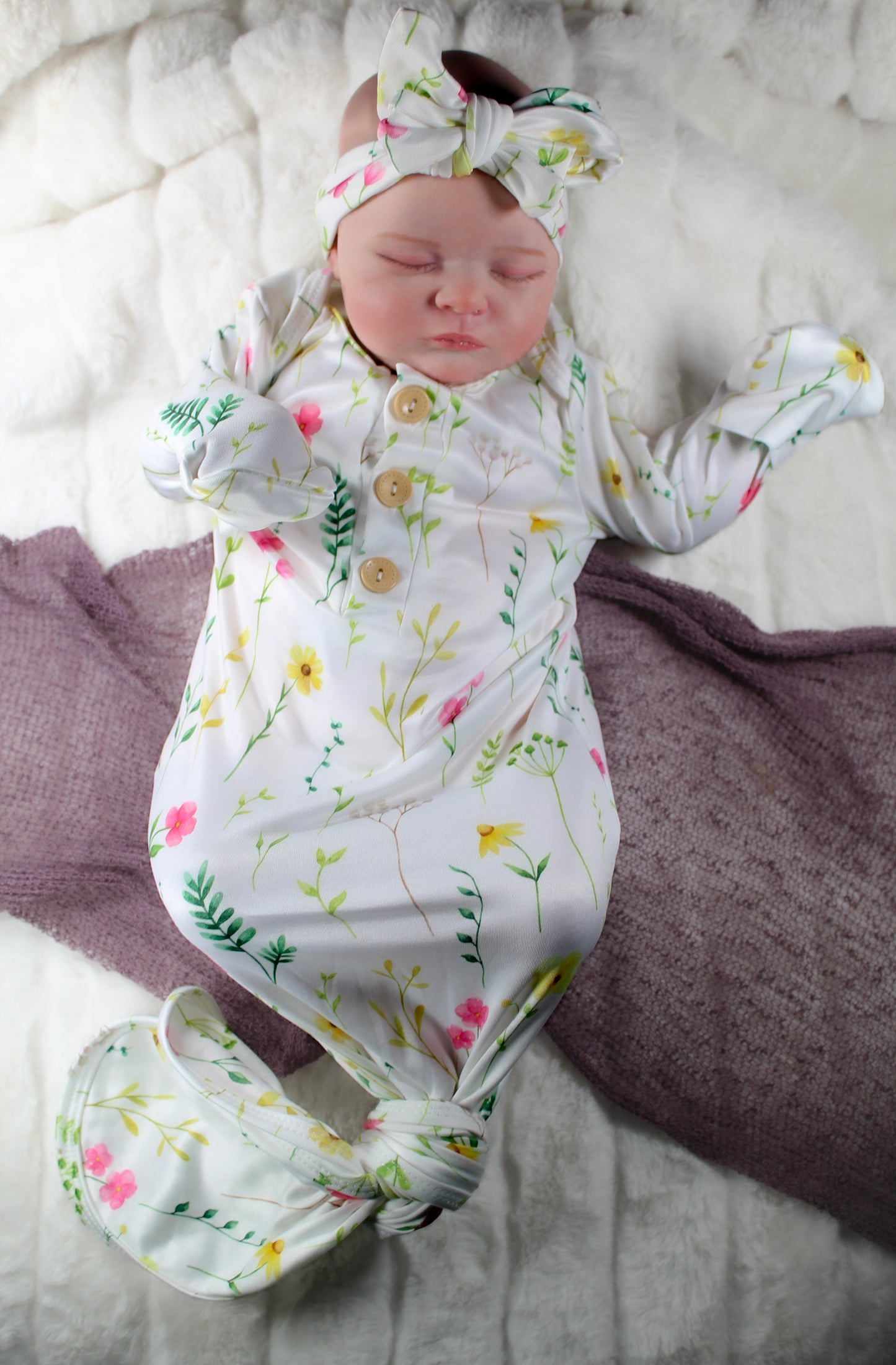 Wild flowers knotted gown and bow set 0-3mo Baby in Styles