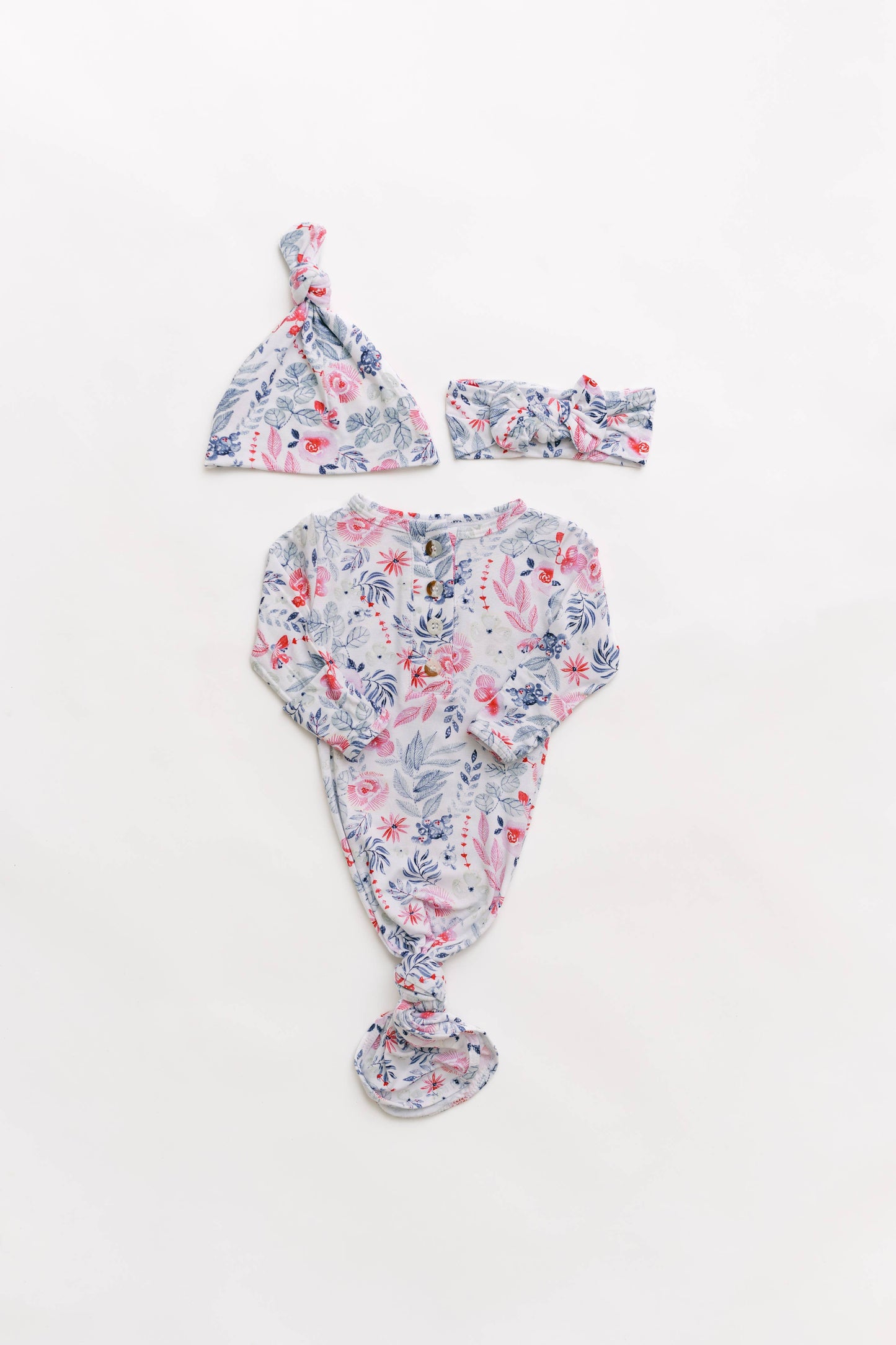 Knotted Baby Gown, Hat & Headband Set (Newborn - 3 mo) Bloom Stroller Society