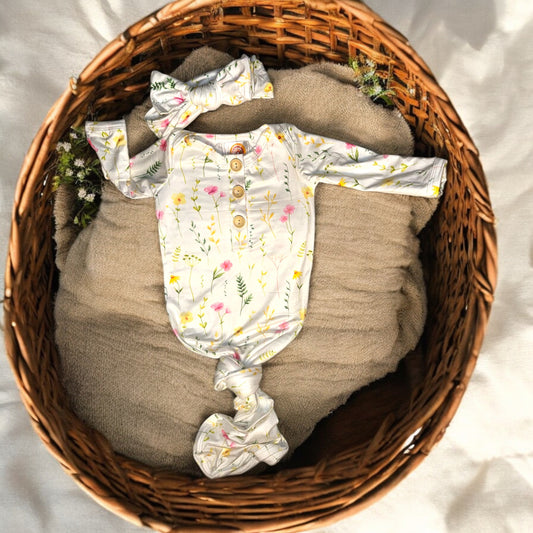 Wild flowers knotted gown and bow set 0-3mo Baby in Styles