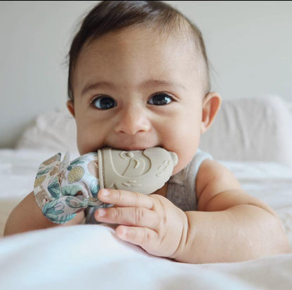 ITZY MITT TEETHING MITTS Baby in Styles