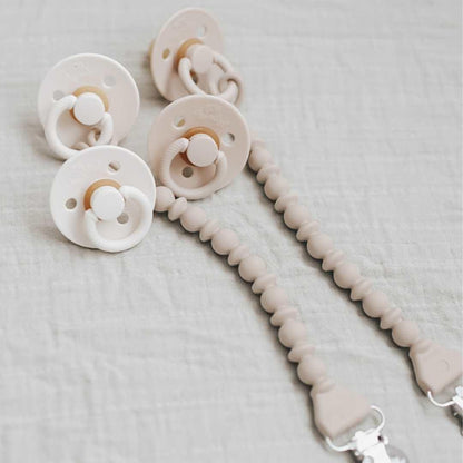 Itzy Soother™ Natural Rubber Pacifier Sets Baby in Styles