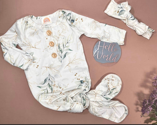 Knotted Baby Gown & Bow set, Eucalyptus-print (Newborn-3 Months Baby in Styles